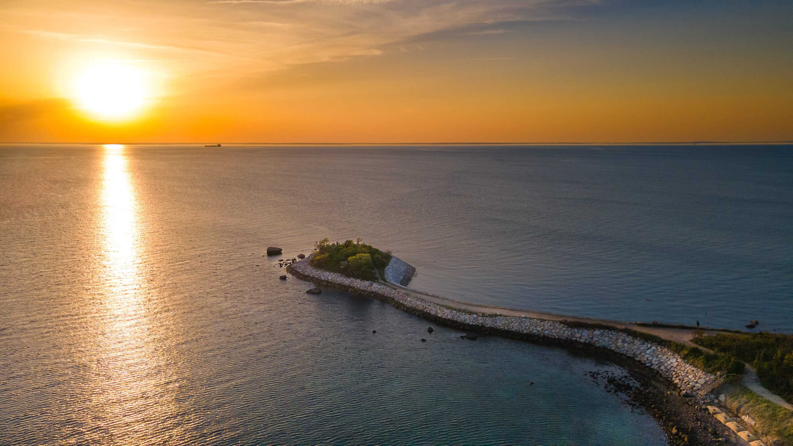 Sunset over the Knob, Woods Hole